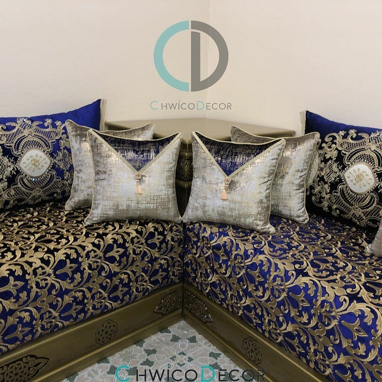 طلامط الموبرة المطرزة