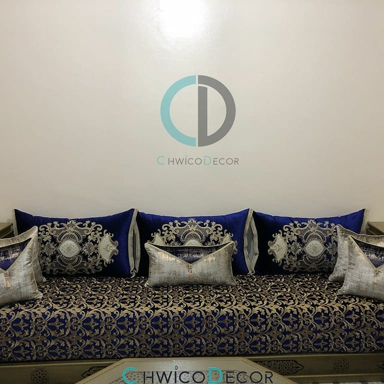 طلامط الموبرة المطرزة