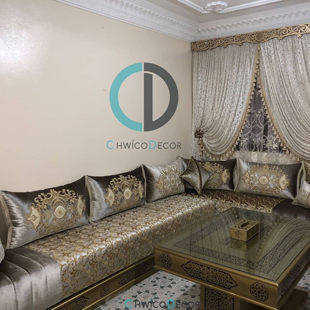 طلامط الموبرة المطرزة