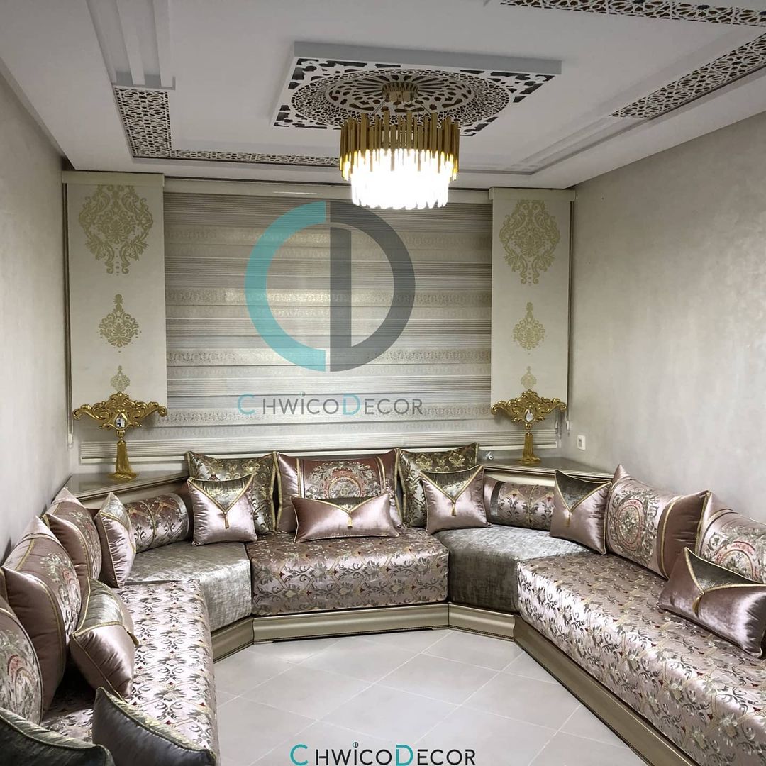 طلامط الموبرة المطرزة