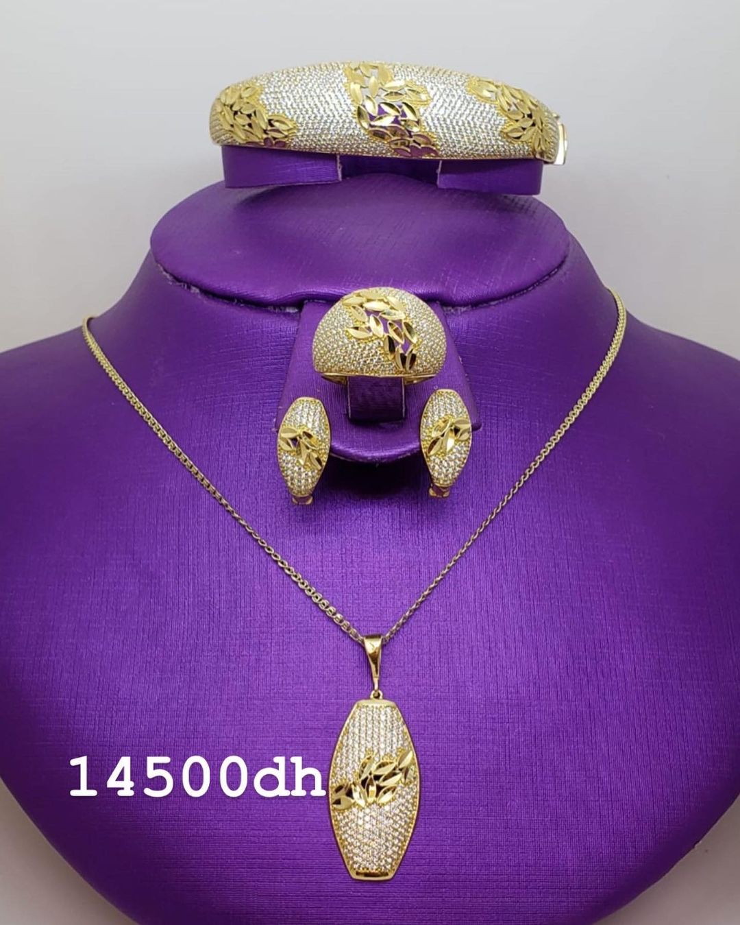 ثمن طقم ذهب في المغرب