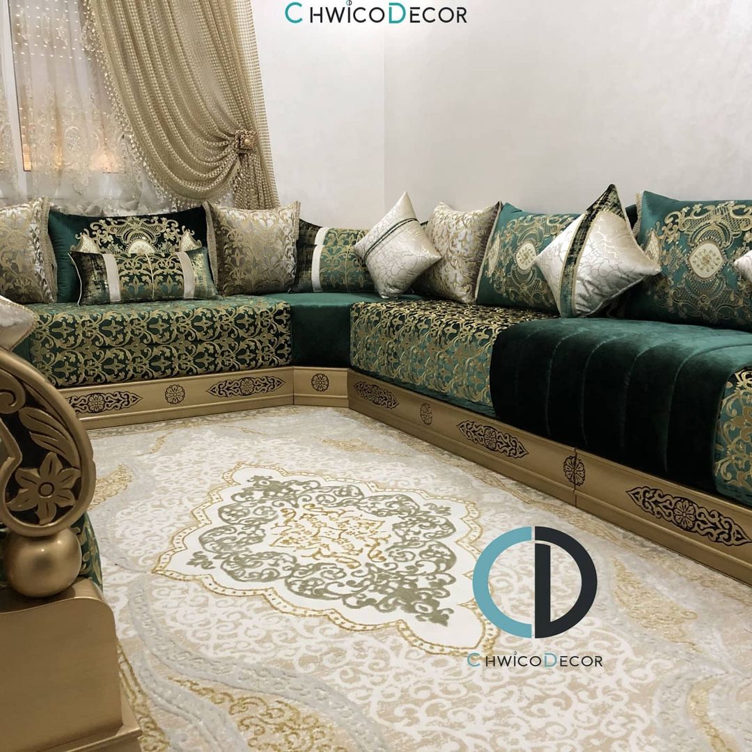 طلامط الموبرة المطرزة