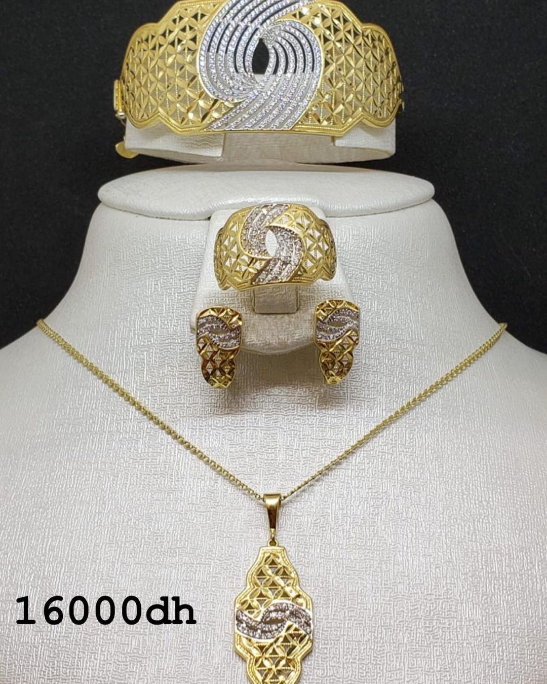 ثمن طقم ذهب في المغرب